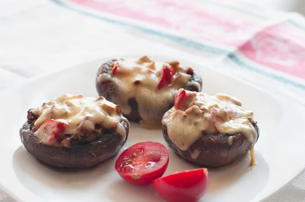 Stuffed mushrooms with cheese. — Stock Photo, Image