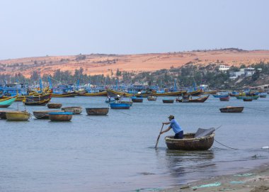 dostum önüne satır kaynakları balıkçılık filosu demirli