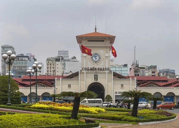 O Mercado Ben Thanh em Saigão . — Fotografia de Stock