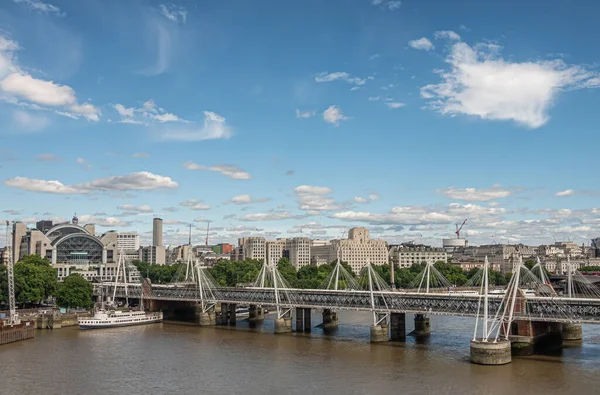 London July 2022 Golden Jubilee Bridges Both Sides Hungerford Bridge — Stockfoto