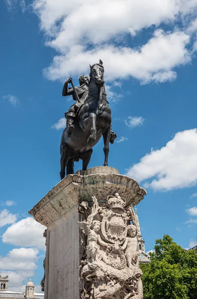 London July 2022 Trafalgar Square Frontal Fisheye View Equestrian Statue — Stock fotografie