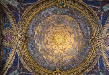 London, England, UK - July 6, 2022: St. Paul's Cathedral. Closeup. Circular representation of Paradise with birds and plants on ceiling called Volatile Sub Firmamento, with an angel on corners