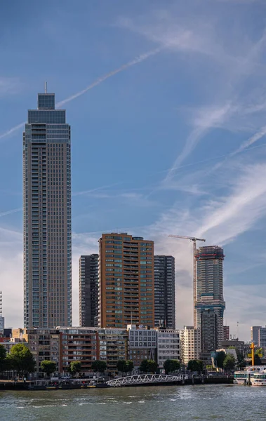 Rotterdam Países Bajos Julio 2022 Rascacielos Residenciales Zalmhaven Otros Edificios — Foto de Stock
