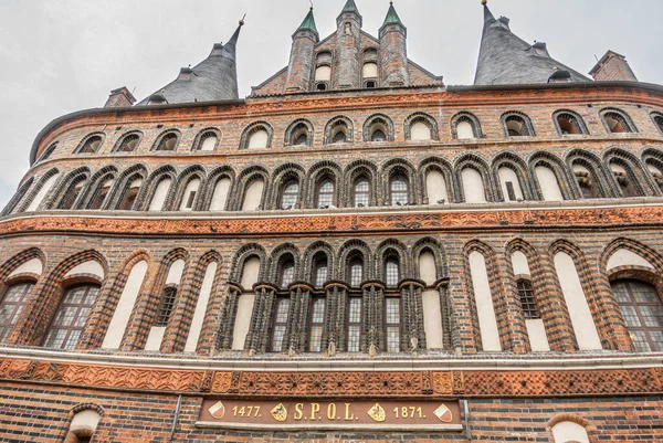 Tyskland Lubeck Juli 2022 Övre Plan Närbild Historiska Holsten Gate — Stockfoto