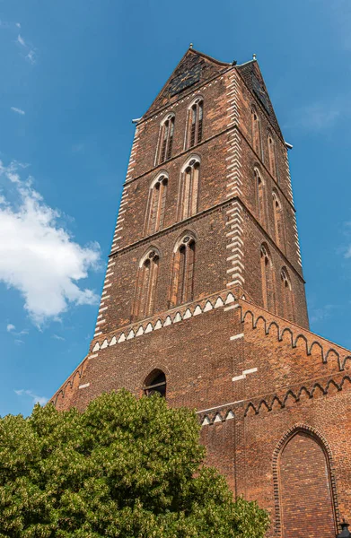 Germania Wismar Luglio 2022 Dietro San Marienkirchturm Torre Della Chiesa — Foto Stock