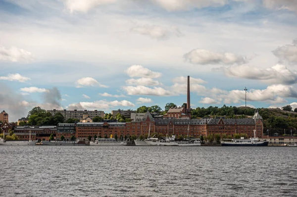 Zweden Stockholm Juli 2022 Tegenover Het Stadhuis Stadshuset Rode Baksteen — Stockfoto