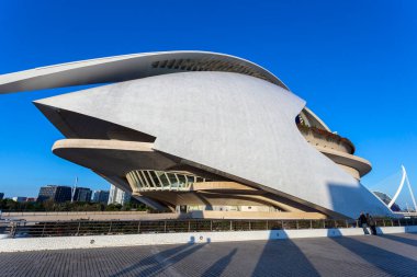 Valencia, İspanya - 05 05 05 2022: Valencia Sanat ve Bilim Şehri 'nde Sanat Sarayı (Palau de les Arts Reina Sofia).