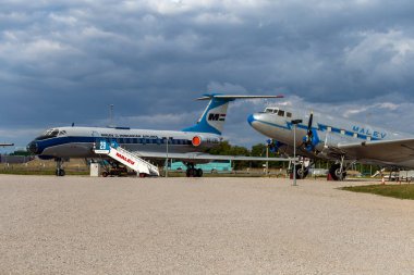 Budapeşte, Macaristan - 09 02 02 2021: Tupolev Tu-134 Budapeşte 'de bir açık hava havacılık müzesi.