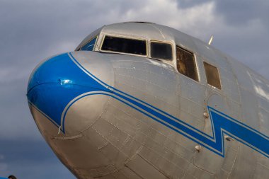 Budapeşte, Macaristan - 09 02 02 2021: Lisunov Li-2 Budapeşte 'de bir açık hava havacılık müzesinde.