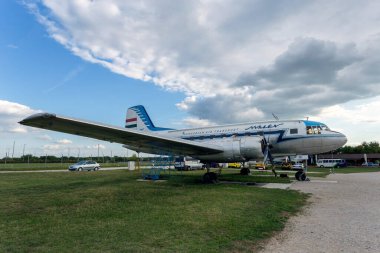 Budapeşte, Macaristan - 09 02 02 2021: Lyushin Il-14T Budapeşte 'de bir açık hava havacılık müzesi