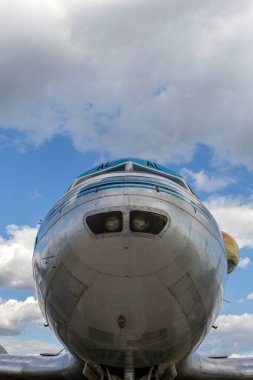 Budapeşte, Macaristan - 09 02 02 2021: Lyushin Il-14T Budapeşte 'de bir açık hava havacılık müzesi