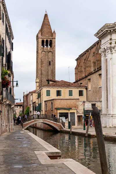 Венеція Італія 2022 Дзвіниця Сан Барнаба Венеції Літній День — стокове фото