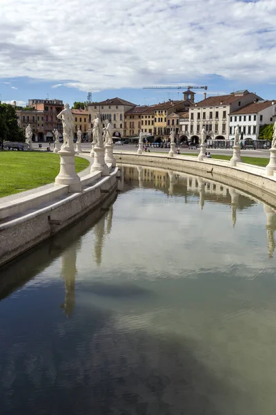 Padua Italien 2022 Der Platz Prato Della Valle Padua Einem — Stockfoto