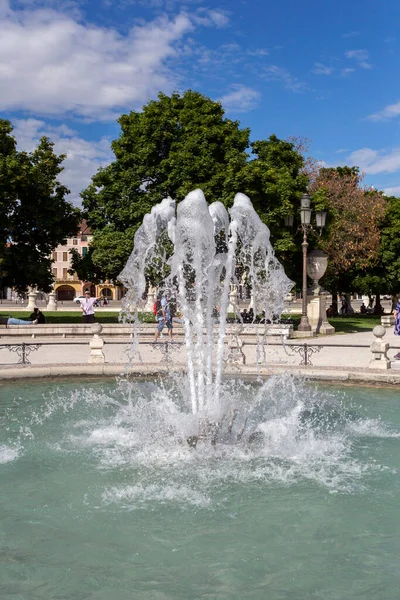 Padoue Italie 2022 Fontaine Sur Place Prato Della Valle Padoue — Photo