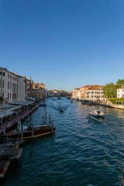 Venedik, İtalya - 06 10 2022: Venedik 'teki Büyük Kanal.