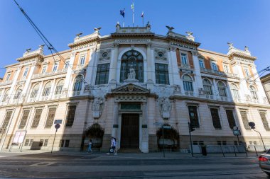 Padua, İtalya - 06 10 2022: Cassa di Risparmio del Veneto, Padua 'da bir yaz günü.