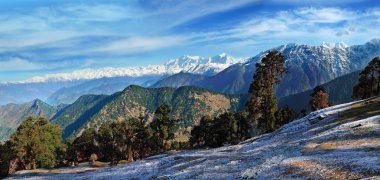 yüksek kar panoramik Dağları turu