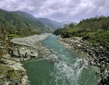 Himalaya dağ Nehri