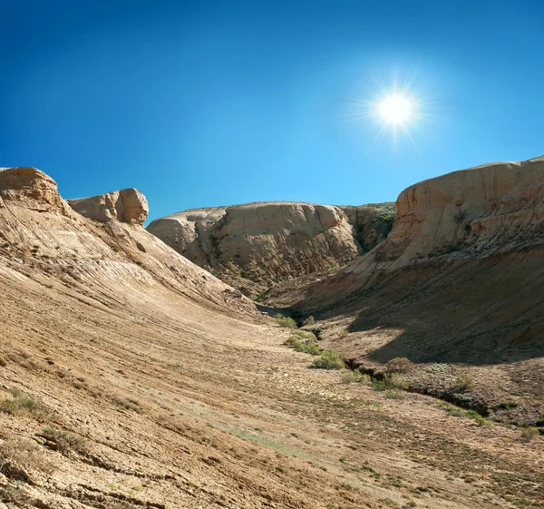 Canyon na góry shalkar-nura — Zdjęcie stockowe