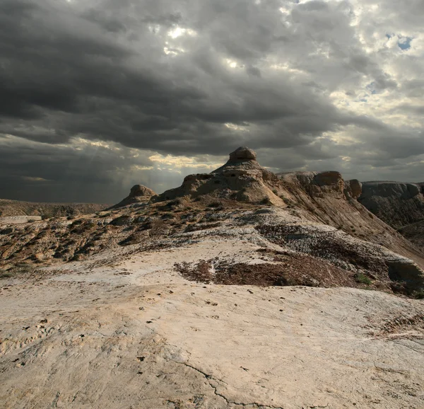 Formation auf dem Plateau shalkar-nura — Stockfoto