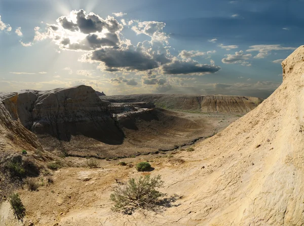 Cliffs on the plateau Shalkar-Nura — Stock Photo, Image