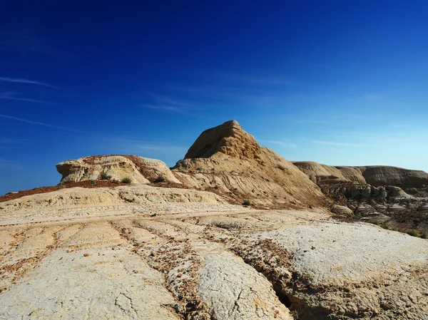 砂漠のプラトーは斜面シャルカルぬ — ストック写真