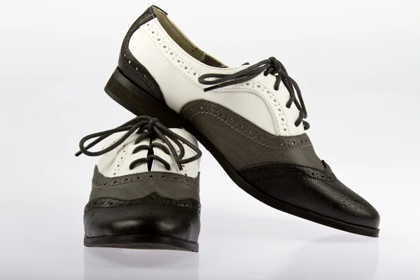 Yüksek topuklu ayakkabılar, Ayakkabı farklı renklerde — Stok fotoğraf