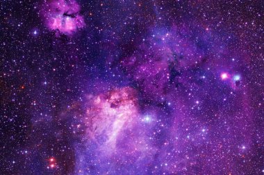 Nebula, uzayın derinliklerinde bir yıldız kümesi. Bu görüntünün elementleri NASA tarafından desteklenmektedir