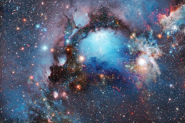Dış uzay sanatı. Starfield. Harika bir nebula. Bu görüntünün elementleri NASA tarafından desteklenmektedir.