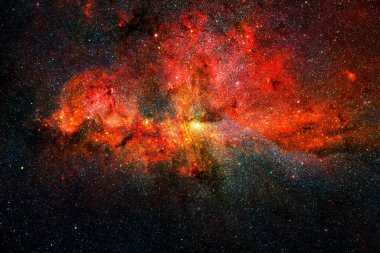 Derin uzayda bir yerde güzel bir galaksi. Kozmik duvar kağıdı. Bu görüntünün elementleri NASA tarafından desteklenmektedir