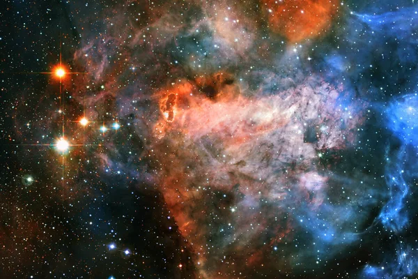 Yıldız kümesi. Starfield. Nebula. Bu görüntünün elementleri NASA tarafından desteklenmektedir.