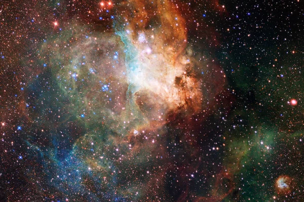 Weltraumkunst Sternenfeld Ehrfürchtige Nebelschwaden Elemente Dieses Von Der Nasa Bereitgestellten lizenzfreie Stockfotos
