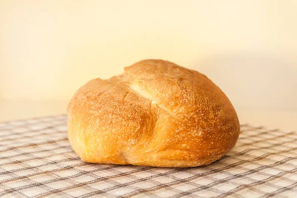 Bread Lies Table Beige Background — Φωτογραφία Αρχείου
