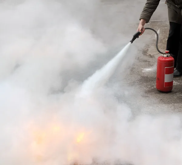 Lucha contra incendios — Foto de Stock