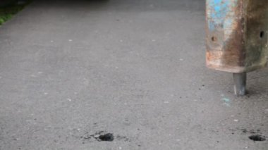 İnşaat alanında, matkap
