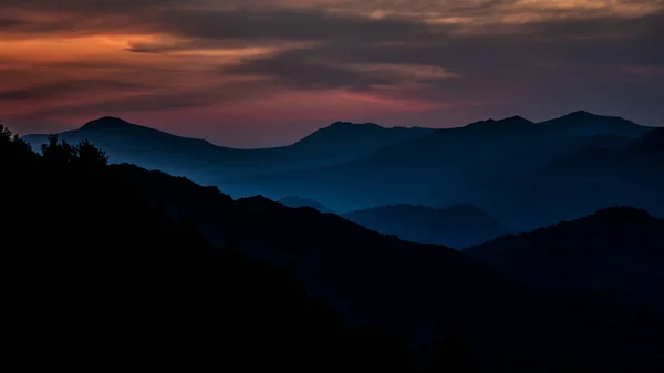Góry Karpackie Ukraina Niesamowity Wschód Słońca Górach Widziany Poloniny Borshavy — Zdjęcie stockowe