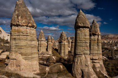 Kapadokya, Anadolu, Türkiye. Goreme Ulusal Parkı. Kapadokya 'da eşsiz bir jeolojik oluşum.