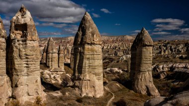 Kapadokya, Anadolu, Türkiye. Goreme Ulusal Parkı. Kapadokya 'da eşsiz bir jeolojik oluşum.