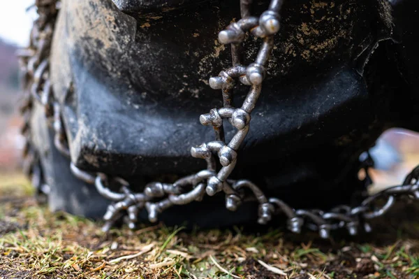 Tractor Tire Snow Chain — стоковое фото