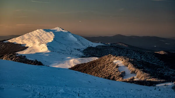 Kış Dağı Manzarası Smerek Dağı Polonina Wetlinska Bieszczady Ulusal Parkı — Stok fotoğraf