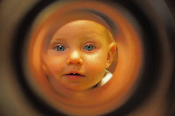 Retrato Divertido Bebé Sonriente — Foto de Stock