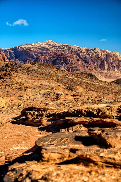 特別な山の砂漠の風景 ワディ ラム保護地域 ヨルダン — ストック写真