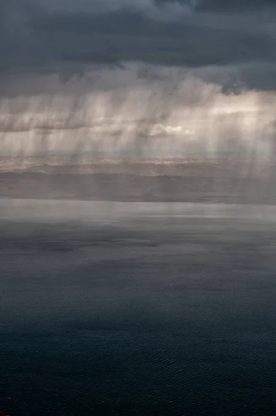 Lluvia Sobre Lago Mar Muerto Jordania —  Fotos de Stock