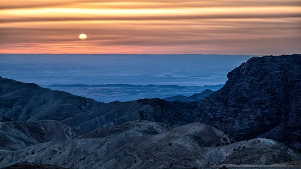 Hermoso Paisaje Montañas Del Desierto Las Montañas Edom Entre Petra —  Fotos de Stock