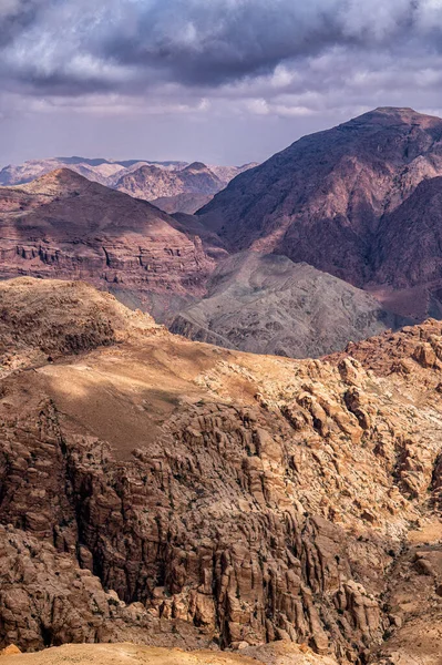 Niesamowity Krajobraz Pustynnych Gór Wadi Ghuweir Jordania — Zdjęcie stockowe