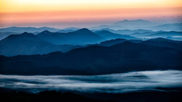 Východ Slunce Horách Rarau Východní Karpaty Rumunsko — Stock fotografie