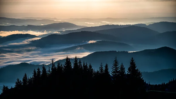 Восход Солнца Горах Рарау Восточные Карпаты Румыния — стоковое фото
