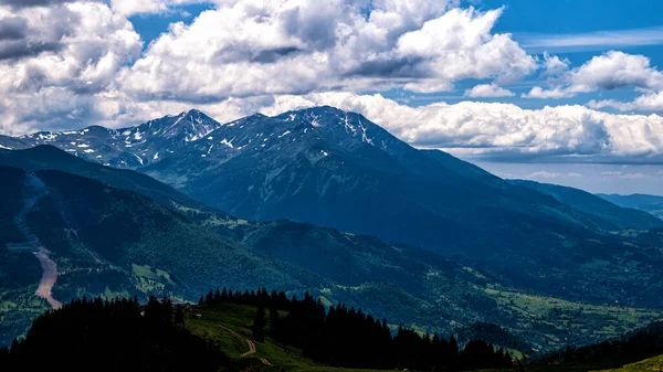 Góra Pietrosul Rodnei Najwyższy Szczyt Gór Rodnejskich Karpaty Rumunia — Zdjęcie stockowe