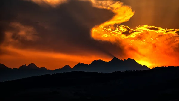Silhouettes Mountains Sunset Tatra Mountains Slovakia —  Fotos de Stock