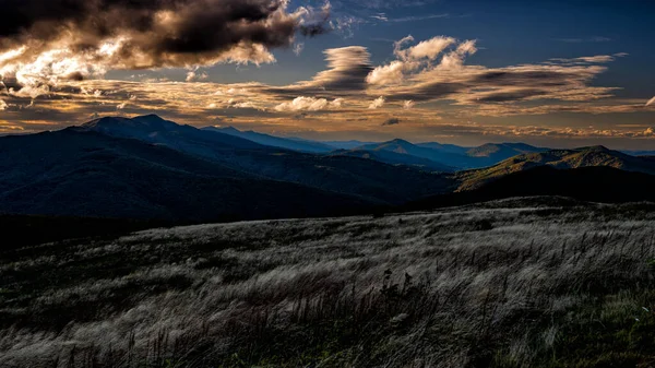 Autumn Sunset Bukowe Berdo Mountain Meadow Bieszczady National Park Carpathians — Stock Photo, Image